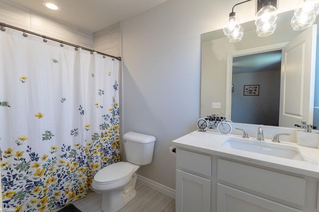 53130 Westwood Park Drive, Shelby Twp, MI 48316