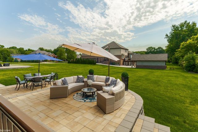 53130 Westwood Park Drive, Shelby Twp, MI 48316