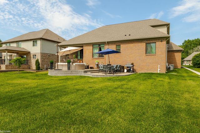 53130 Westwood Park Drive, Shelby Twp, MI 48316