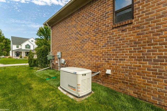 53130 Westwood Park Drive, Shelby Twp, MI 48316