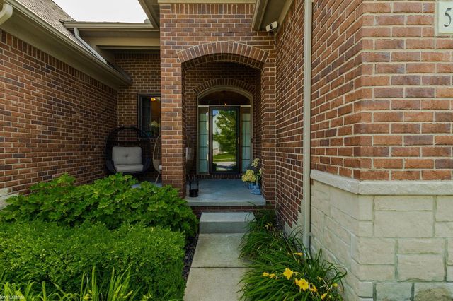 53130 Westwood Park Drive, Shelby Twp, MI 48316
