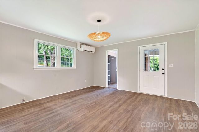 2406 Nix Creek Road, Marion, NC 28752