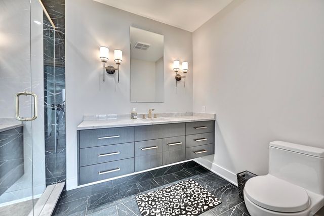 600 Ovation Way, 410 & 411, Newport, KY 41071