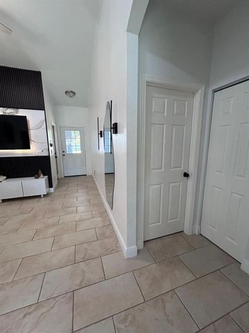 5103 E 18TH AVENUE, Tampa, FL 33619