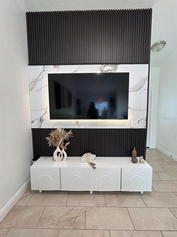 5103 E 18TH AVENUE, Tampa, FL 33619