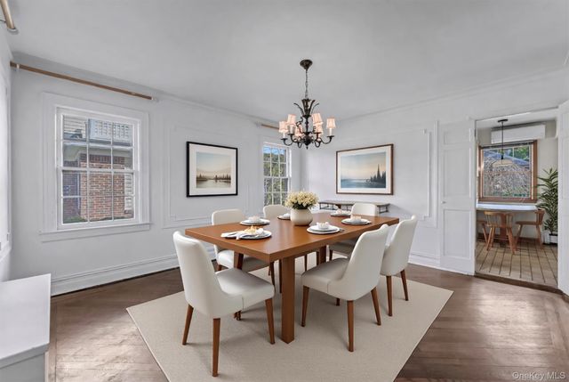 109 Wickham Road, Garden City, NY 11530