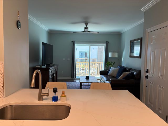 1815 Dogwood Road Apt 902, Charleston, SC 29414