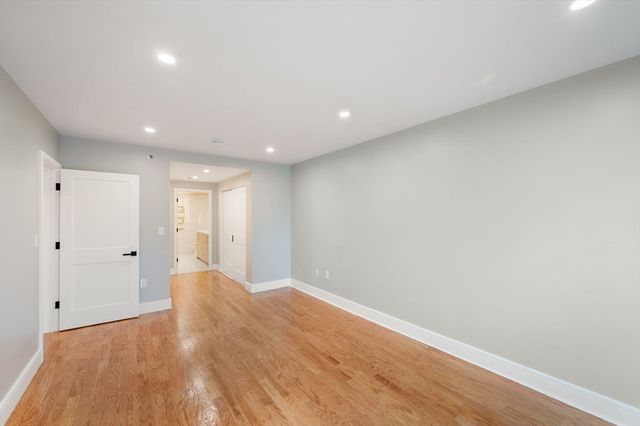75 Cambridge Prkwy 101, Cambridge, MA 02142