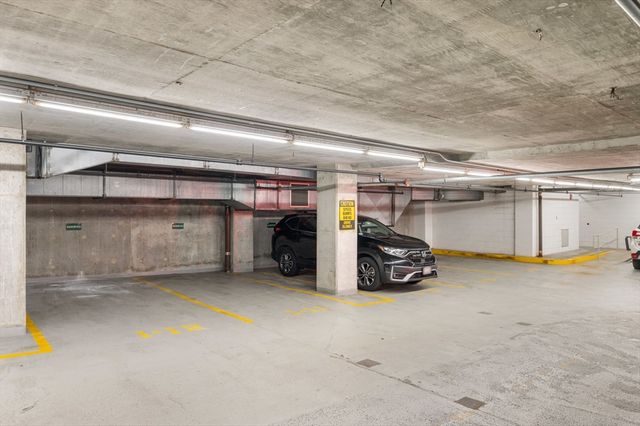 75 Cambridge Prkwy 101, Cambridge, MA 02142