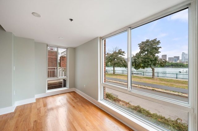 75 Cambridge Prkwy 101, Cambridge, MA 02142