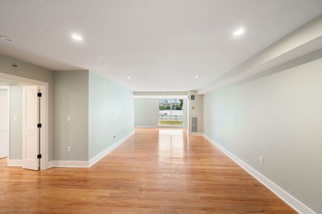 75 Cambridge Prkwy 101, Cambridge, MA 02142