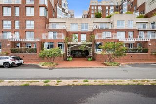 75 Cambridge Prkwy 101, Cambridge, MA 02142