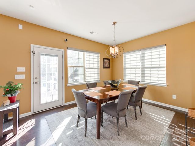 2412 Napa Valley Drive, Waxhaw, NC 28173