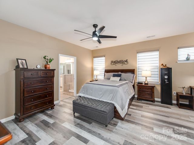 2412 Napa Valley Drive, Waxhaw, NC 28173