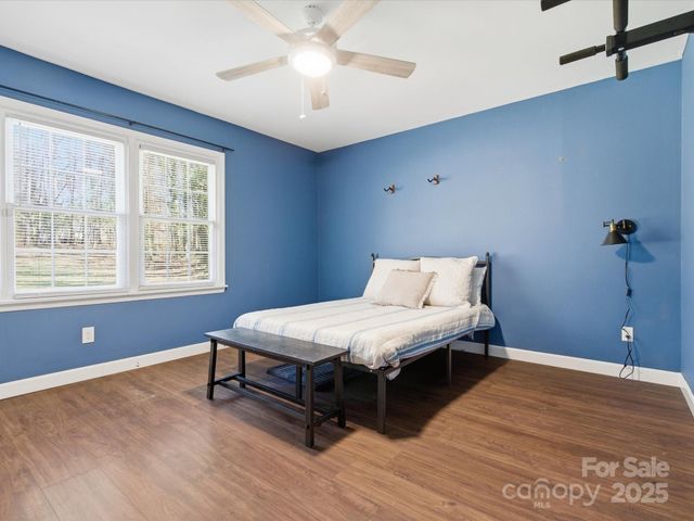 5900 Lindenwood Drive, Matthews, NC 28104