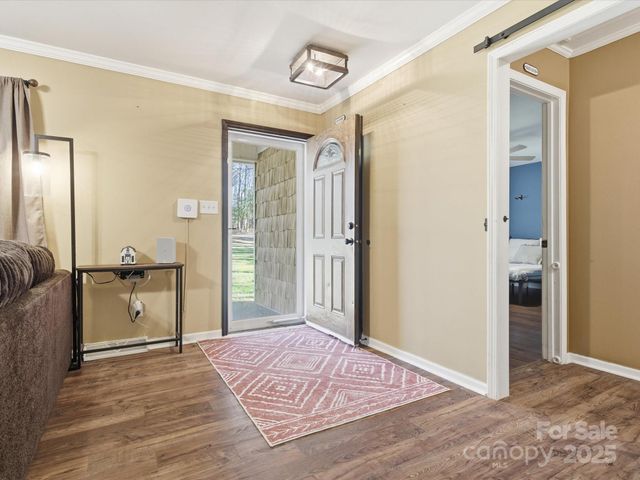 5900 Lindenwood Drive, Matthews, NC 28104