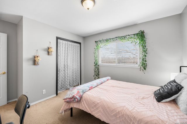 802 Creek Gate, San Antonio, TX 78253