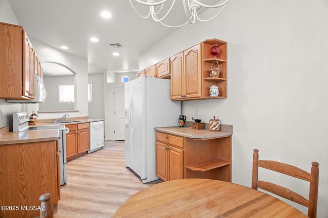 2199 S Via Massari, Green Valley, AZ 85614