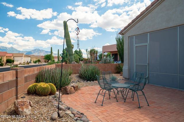 2199 S Via Massari, Green Valley, AZ 85614