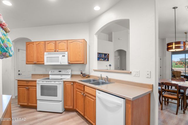 2199 S Via Massari, Green Valley, AZ 85614