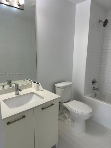 151 SE 1st St 1410, Miami, FL 33131