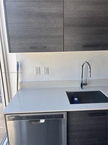 151 SE 1st St 1410, Miami, FL 33131