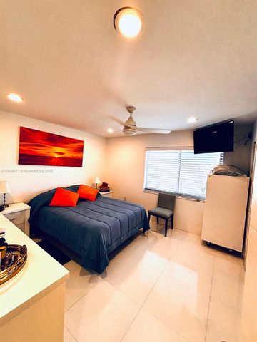 9321 Sunrise Lakes Blvd 305, Sunrise, FL 33322