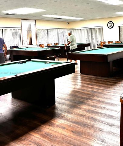 9321 Sunrise Lakes Blvd 305, Sunrise, FL 33322