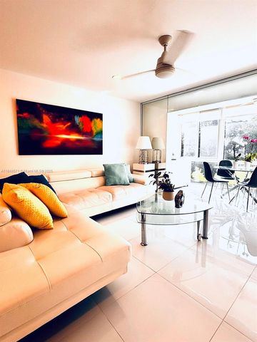 9321 Sunrise Lakes Blvd 305, Sunrise, FL 33322