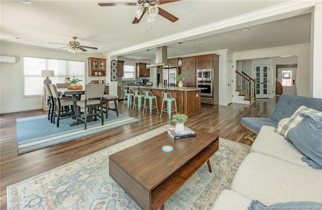 444 Rollingwood Circle, Fayetteville, NC 28305