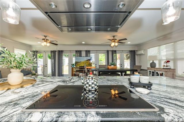 444 Rollingwood Circle, Fayetteville, NC 28305