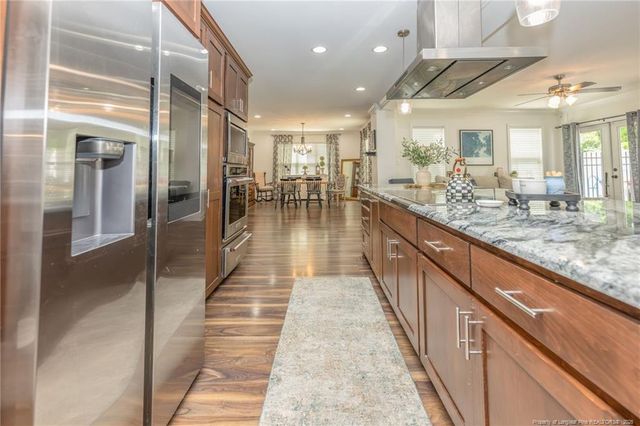 444 Rollingwood Circle, Fayetteville, NC 28305