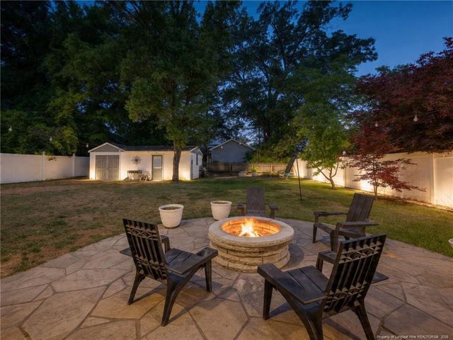 444 Rollingwood Circle, Fayetteville, NC 28305