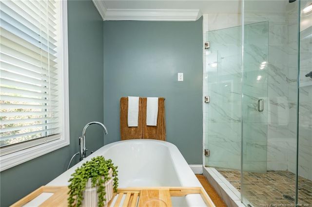 444 Rollingwood Circle, Fayetteville, NC 28305