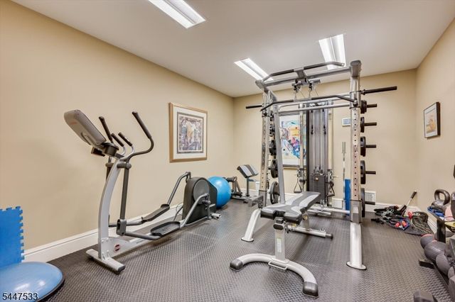 4 Edgewood Rd, Edison Twp., NJ 08820