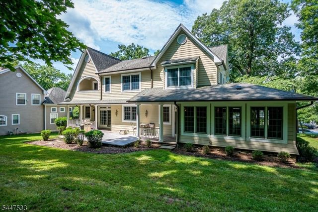 4 Edgewood Rd, Edison Twp., NJ 08820