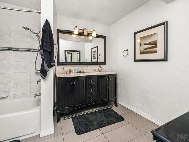 515 W Grant Ave, Pueblo, CO 81004