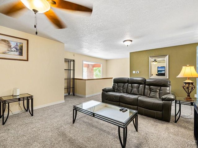 515 W Grant Ave, Pueblo, CO 81004