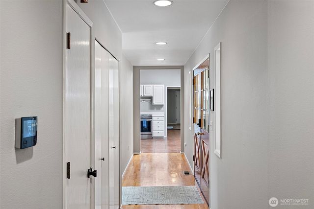 41 E Westlake Place, Allyn, WA 98524