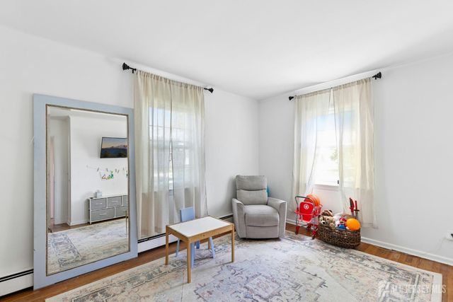 329 maplewood Avenue, Kenilworth, NJ 07033