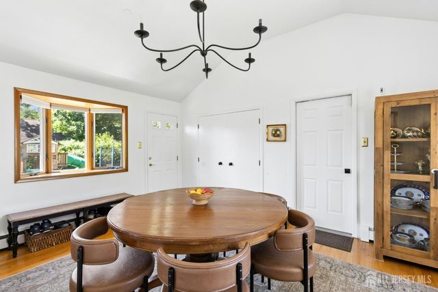329 maplewood Avenue, Kenilworth, NJ 07033