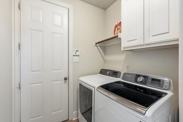 9050 Dillon Trail, Irving, TX 75063