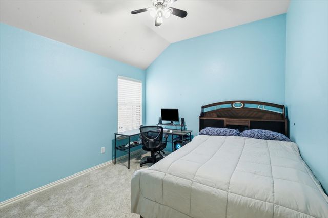 9050 Dillon Trail, Irving, TX 75063