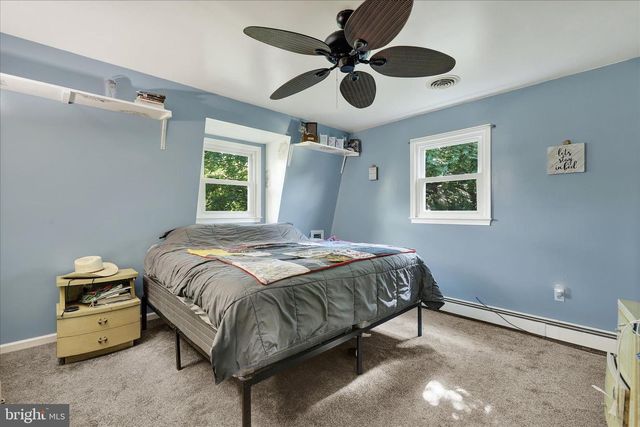 620 SAINT JOHNS RD, Littlestown, PA 17340