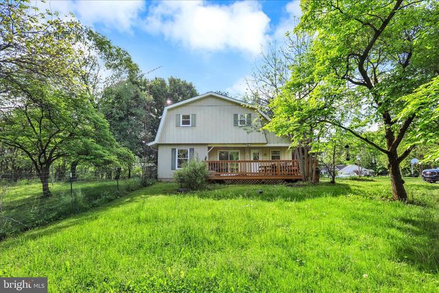 620 SAINT JOHNS RD, Littlestown, PA 17340