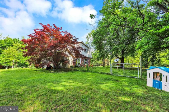 620 SAINT JOHNS RD, Littlestown, PA 17340