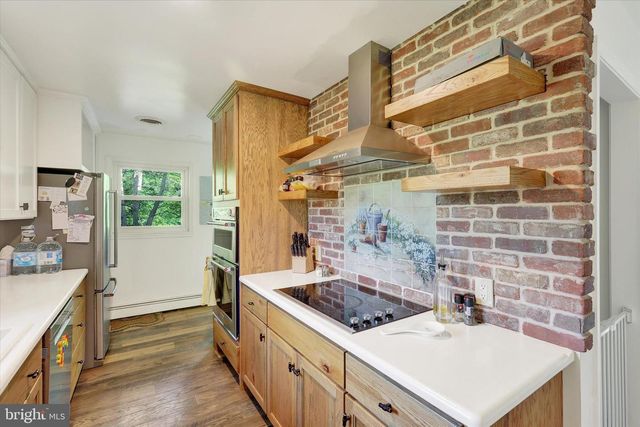 620 SAINT JOHNS RD, Littlestown, PA 17340