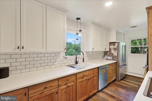 620 SAINT JOHNS RD, Littlestown, PA 17340