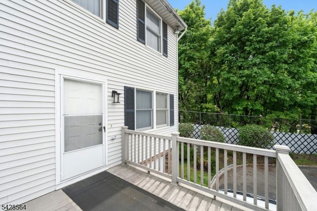 210 Caldwell Ave, Paterson City, NJ 07501