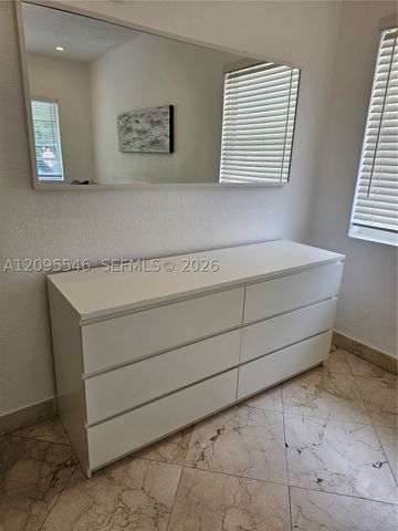 500 14th St 203, Miami Beach, FL 33139